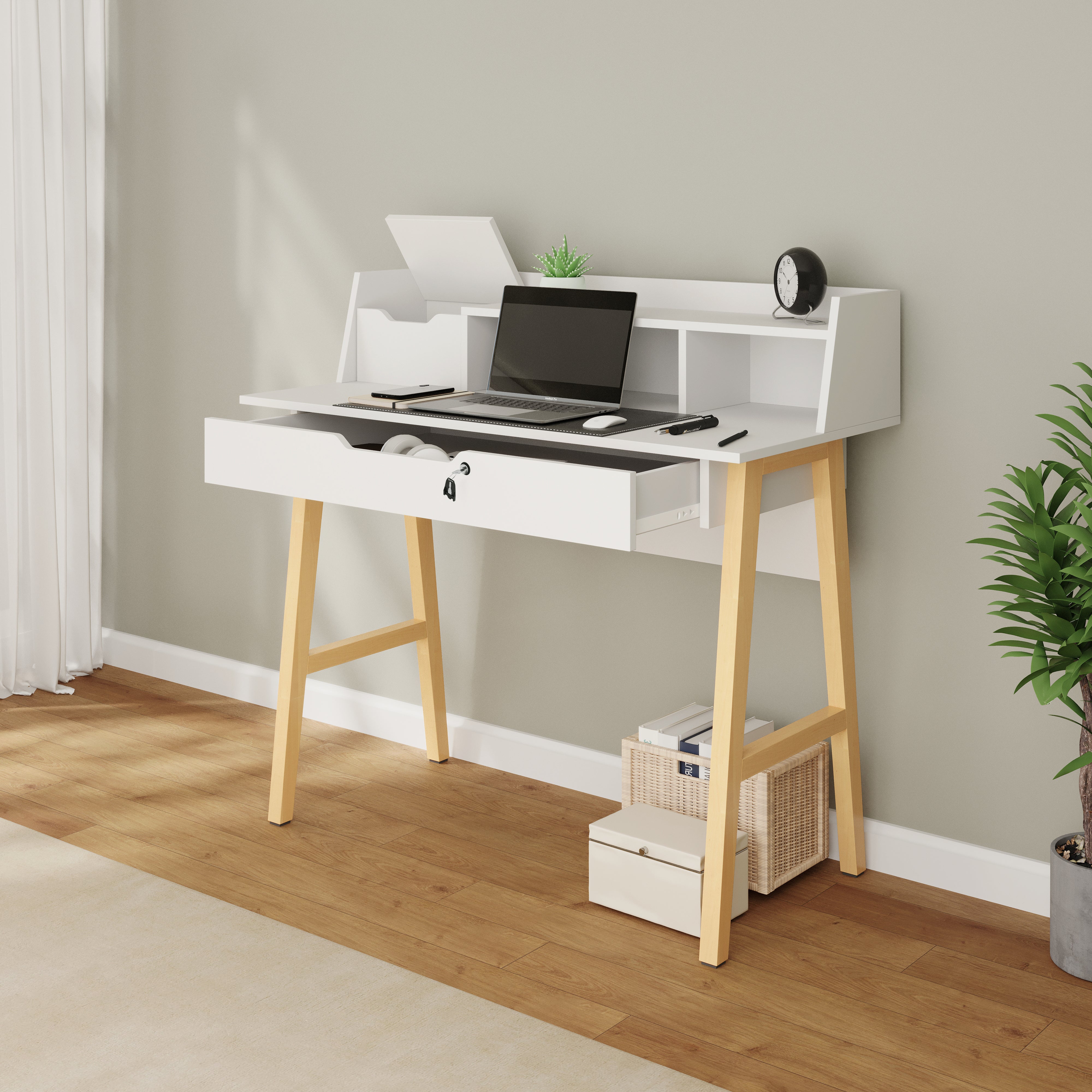 Roma Writing Desk